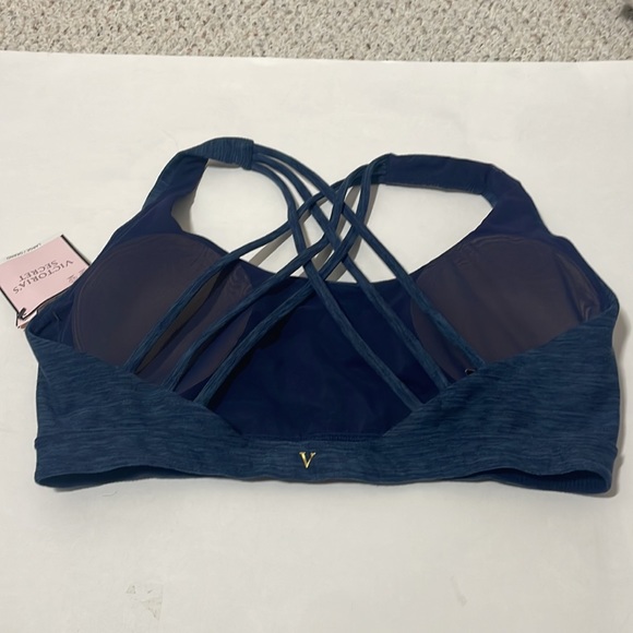 Victoria’s Secret blue scrappy sports bra - Picture 3 of 7